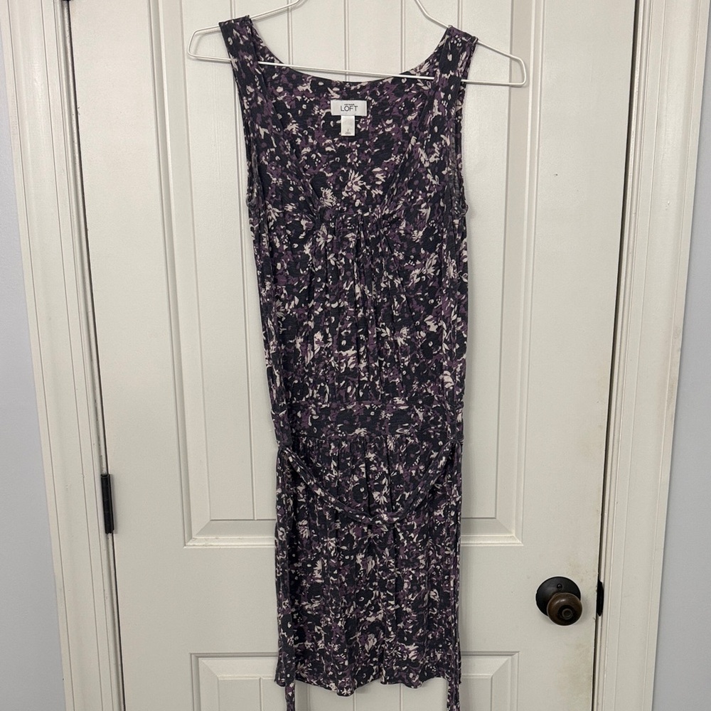 Ann Taylor Loft 
Size 2 
Smoke free home